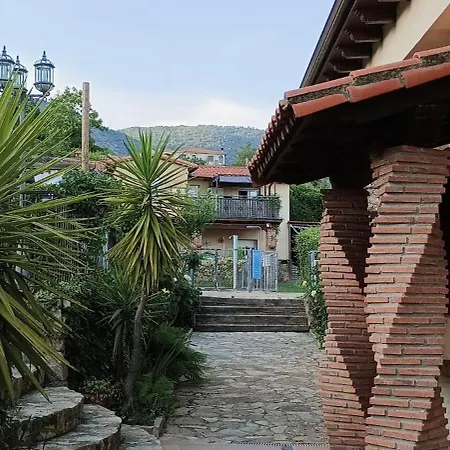 Kır Evi Aguas Del Venero Losar De La Vera