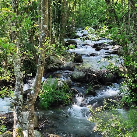Aguas Del Venero Kır Evi Losar De La Vera