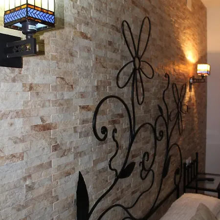 Aguas Del Venero Kır Evi *